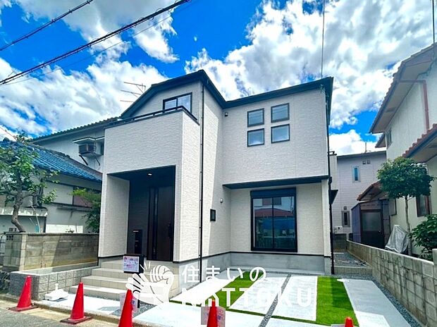 現地写真（外観）
限定１邸
駐車２台可能