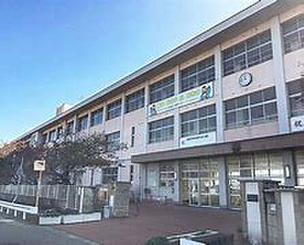 姫路市立網干中学校（約1,300m）