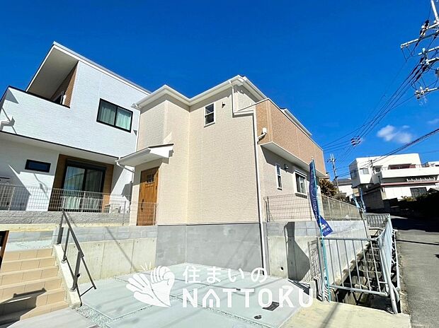 【現地写真(外観)【4号地】】高い断熱性能があり、防湿性能の高いフィルム付属で壁内の結露対策をしています。