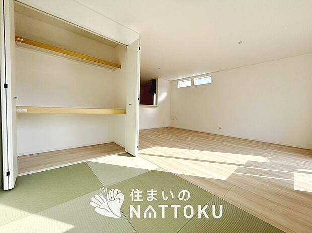 【現地写真(和室)】大壁仕様の新和室。くつろぎの空間です。