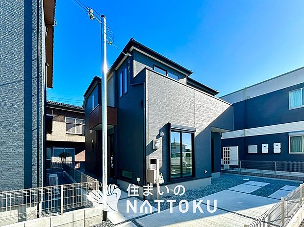 【現地写真(外観)【1号地】 】雨で汚れを落とし、耐久性・耐候性に優れた外壁を使用しています。