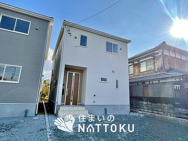 【現地写真(外観)【2号地】】健康被害に配慮したもっとも安全性の高い建材を採用し、シックハウス対策をしております。