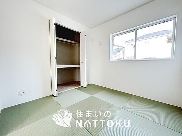 【現地写真(和室)】大壁仕様の新和室。くつろぎの空間です。