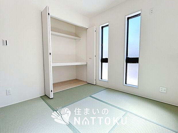 【現地写真（和室）】大壁仕様の新和室。くつろぎの空間です。