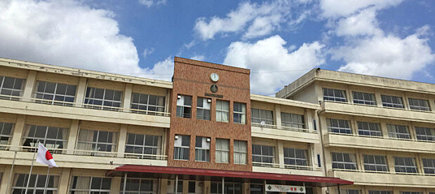 太子町立太田小学校（約1,400m）