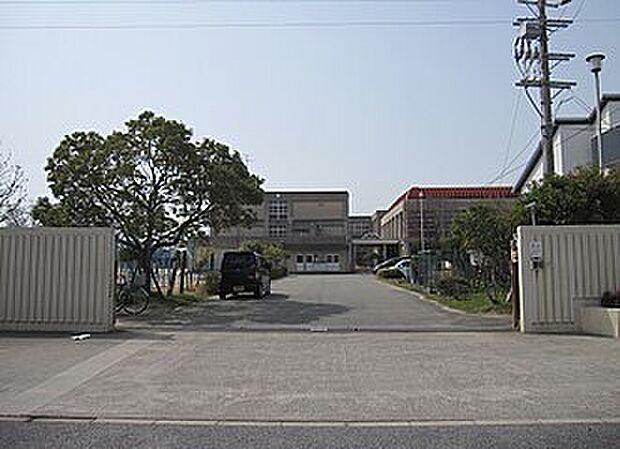 加古川市立若宮小学校（約1,500m）