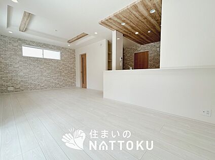現地写真(リビング)