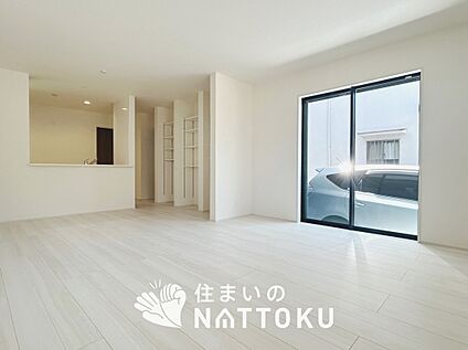 現地写真(リビング)