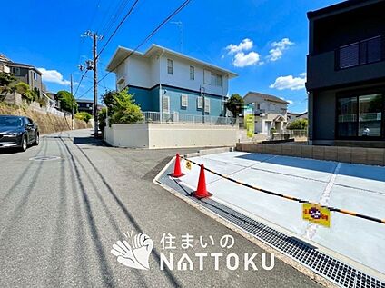 現地写真（前道含む外観）