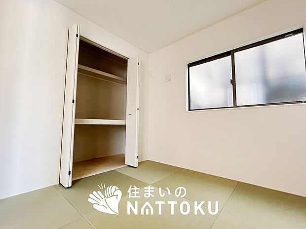 【現地写真(和室)】大壁仕様の新和室。くつろぎの空間です。