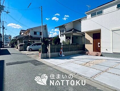 現地写真（前道含む外観）