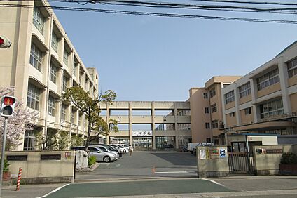 明石市立望海中学校 2200ｍ(徒歩28分)