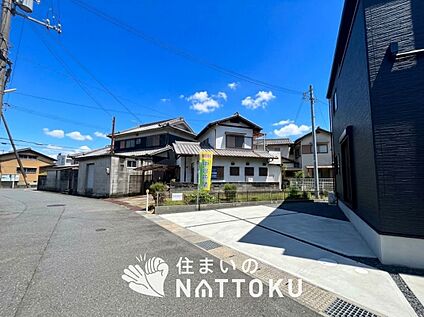 現地写真（前道含む外観）