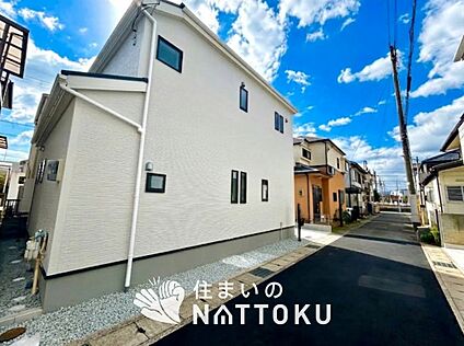 現地写真（前道含む外観）
