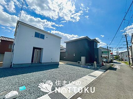 現地写真（前道含む外観）