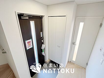 現地写真(玄関)