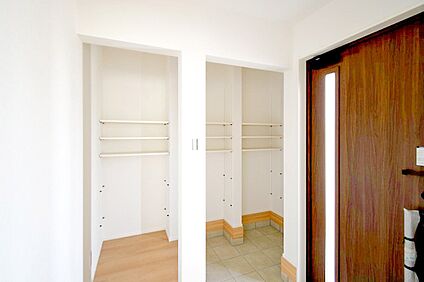 (2)号棟 シューズクローゼット