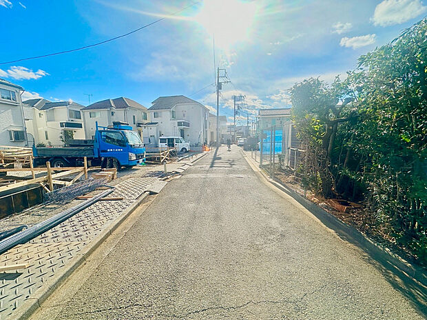前面道路含む現地写真