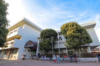住吉図書館 770ｍ
