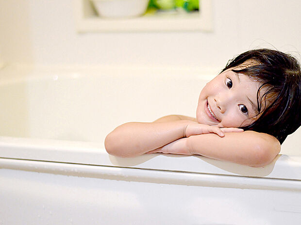 【【オートバス】】浴室のお湯張り、温度調整などを、キッチンなど浴室以外からでも操作できるシステム.