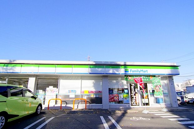 ファミリーマート小金井浅間山通り店（約506m）