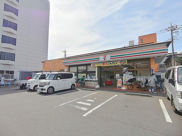 セブンイレブン分梅店（約321m）