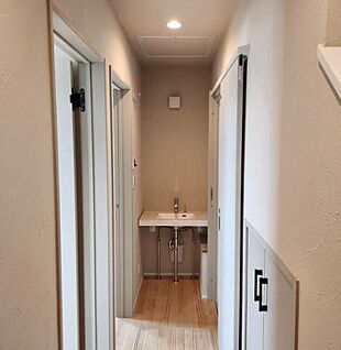 1F手洗いカウンター