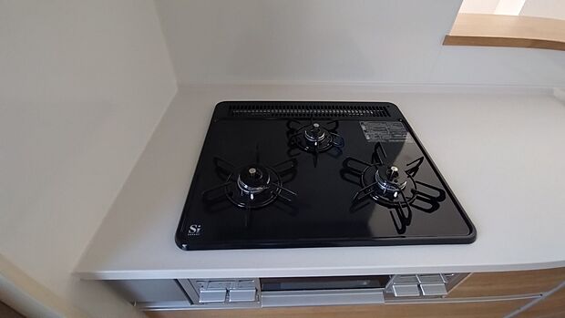 【コンロ】同仕様物件の設備・仕様の写真です。実際とは異なる場合があります。