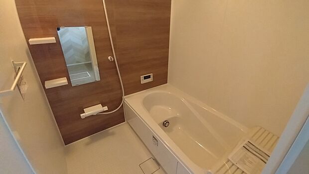 【浴室】同仕様物件の設備・仕様の写真です。実際とは異なる場合があります。