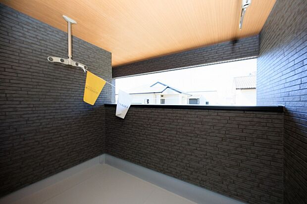 【バルコニー】同仕様の設備・仕様の写真です。実際とは異なる場合があります。