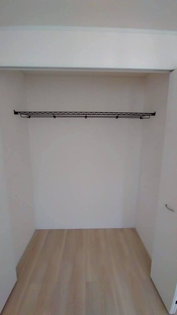 【クローゼット】同仕様物件の設備・仕様の写真です。