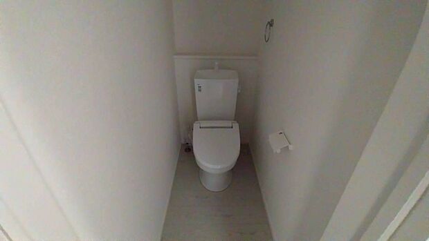 【トイレ】※同仕様物件の設備・仕様の写真です。実際とは異なる場合があります。