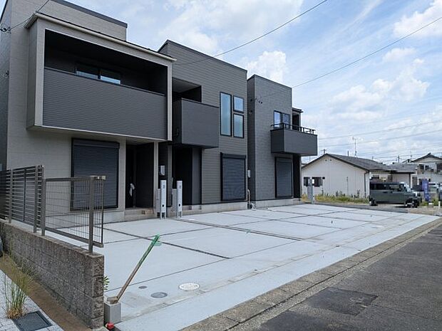街並み外観（2026年8月撮影）