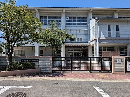 名古屋市立守山中学校 徒歩990m