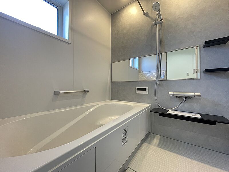 浴室（同仕様） ■浴室暖房付きの1坪サイズ