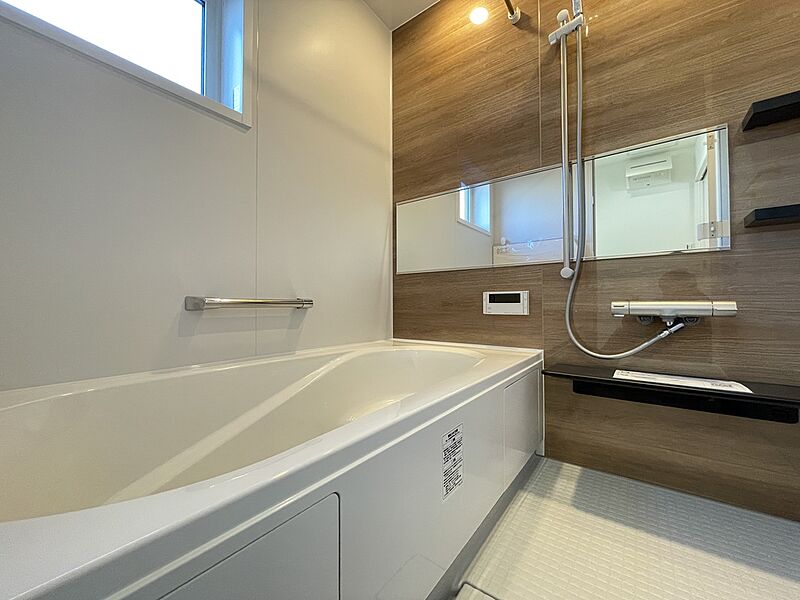 浴室（C号棟） ■浴室暖房付きの1坪サイズ