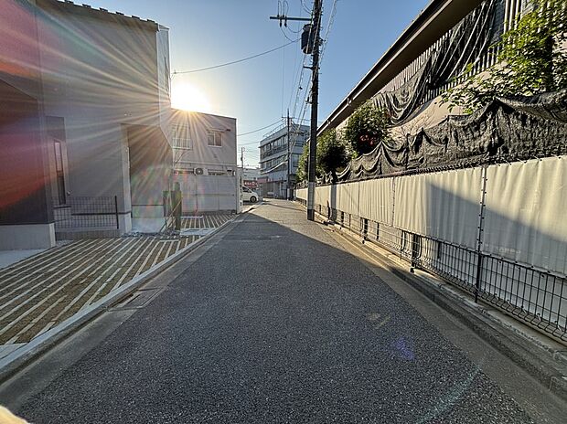 【前面道路含む現地写真】現地(2025年12月)撮影
■北西側幅員約4.0m公道(SB 部分を含む)