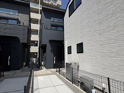 現地外観写真（C号棟）