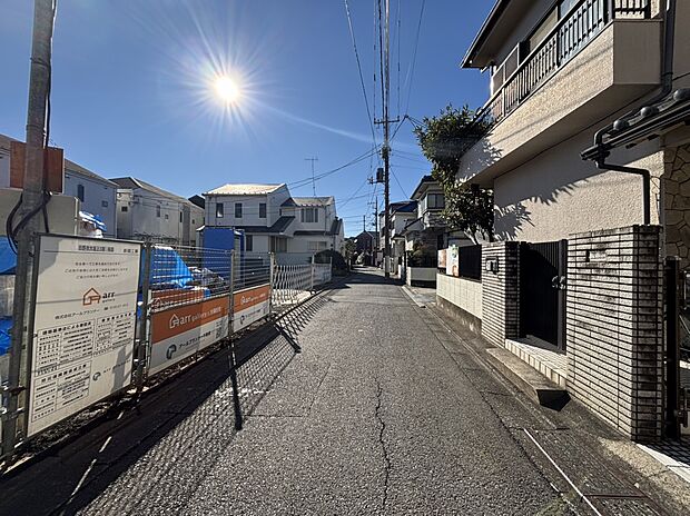 【前面道路含む現地写真】現地（2025年12月）撮影