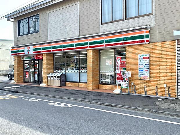 セブンイレブン練馬石神井町８丁目店（約550m）