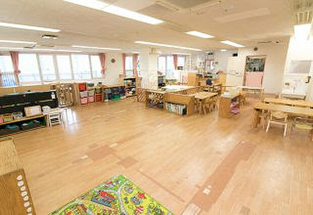 西府の森保育園（約1,200m）