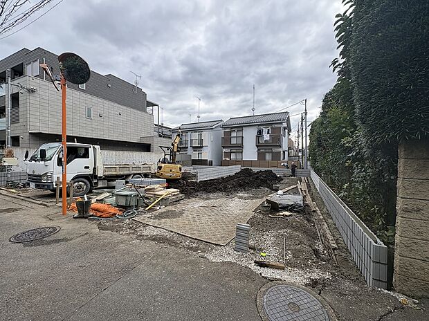 【現地外観写真】現地(2026年9月)撮影
■東側 幅員約3.6ｍ公道に接面。
