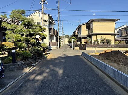 前面道路含む現地写真
