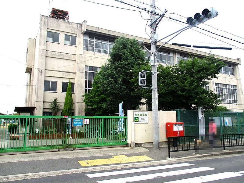 堺市立登美丘西小学校