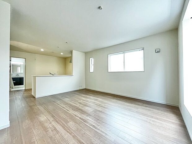 南海本線「泉大津」駅まで徒歩１６分！毎日の通勤や通学に便利です！