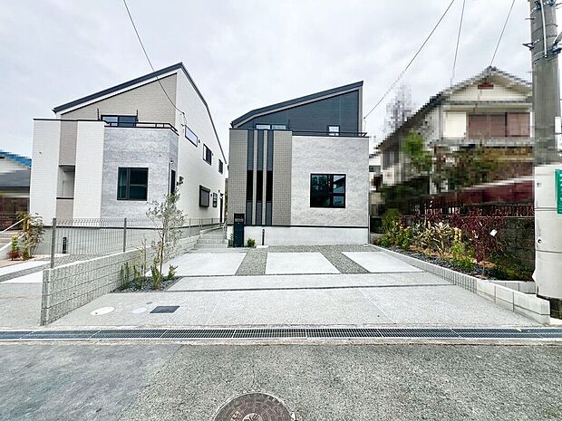 【南西向き日当たり良好】たっぷりの陽光に包まれる明るい住まい!