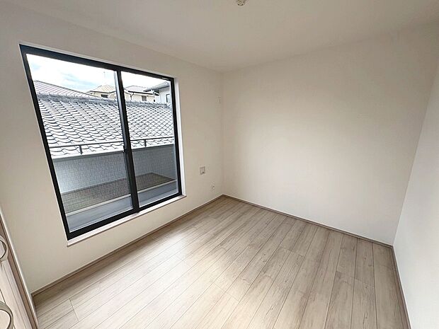 【洋室】お家探しを始めてみようと思われたら是非【イエストア】までお気軽にご相談下さいませ♪