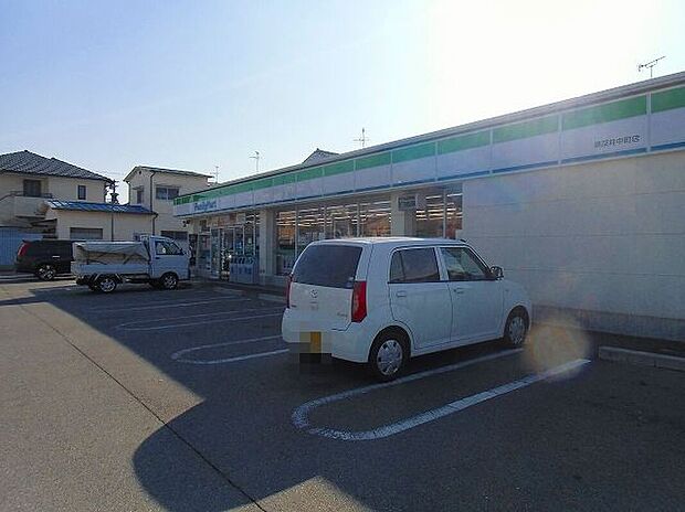 ファミリーマート堺深井中町店
