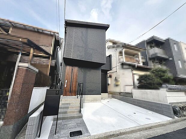 【駐車場】駐車２台可能（車種制限有）！セカンドカーや来客時も安心です！