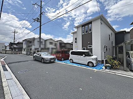 前面道路を含む現地写真